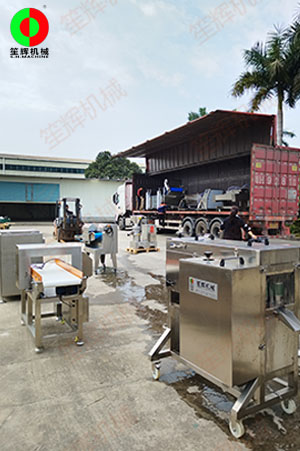 客戶訂購的一批肉類和水產加工設備發貨交付！